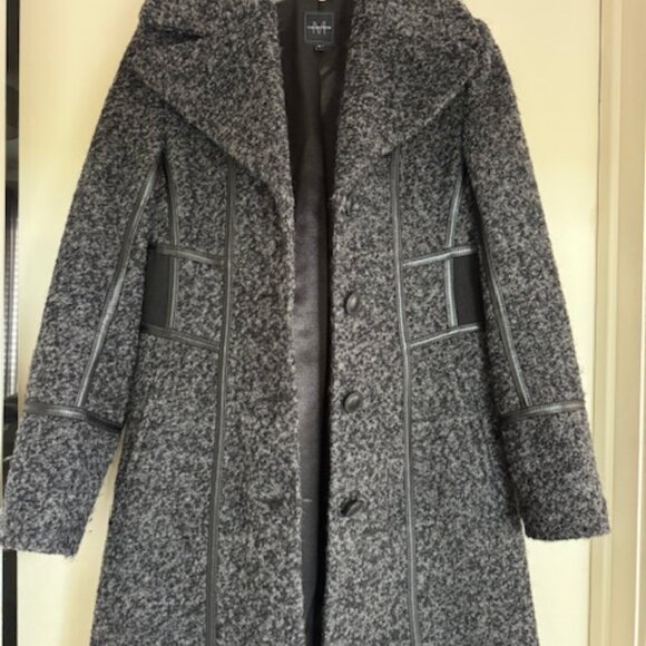 Elegant mid season coat - Picture 6 of 8